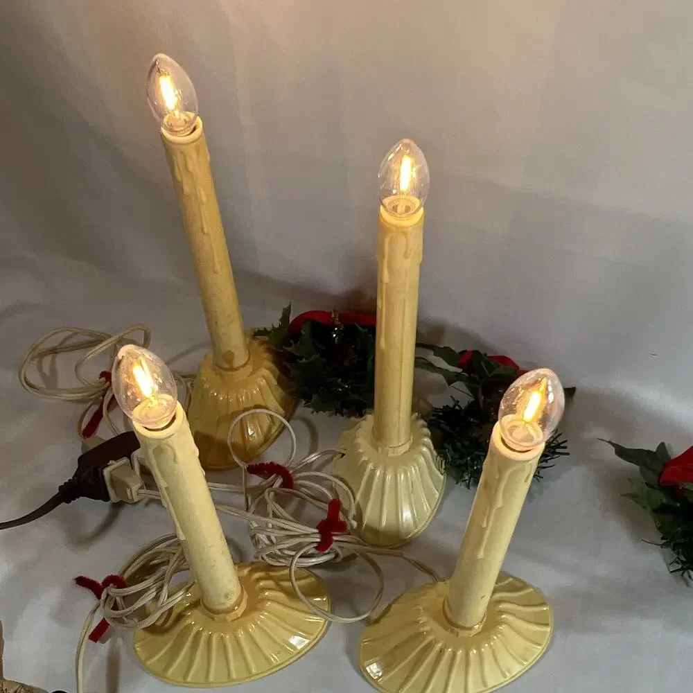 Vintage Set of 4 Plug-In Electric Christmas Window Candle Lights Holly Red Bows